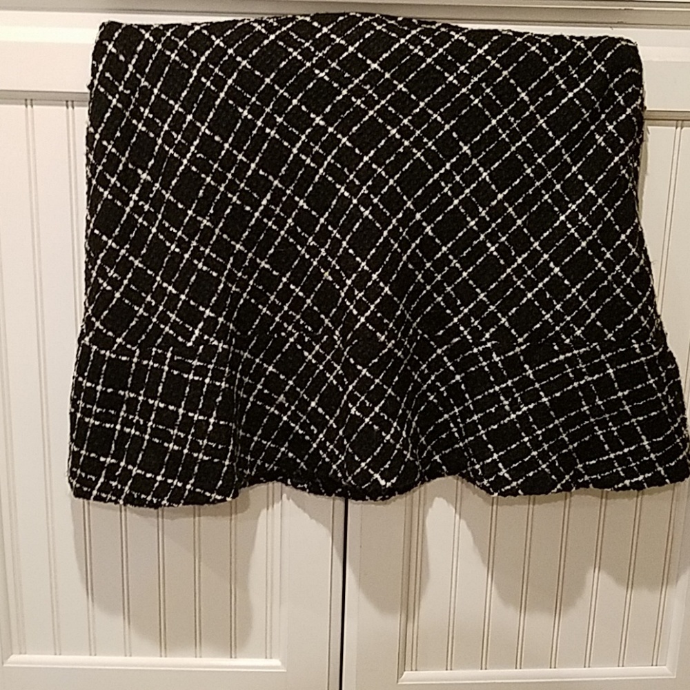 Black tweed skirt
